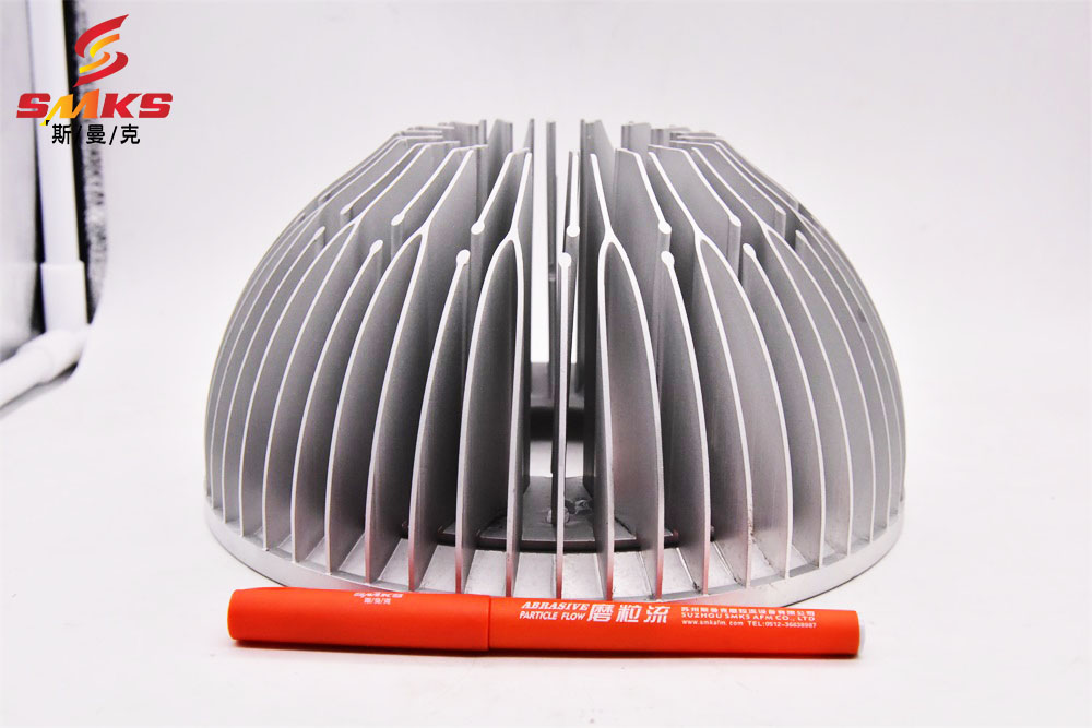 <a href='http://jinchengle.cn' target='_blank'><u>流體拋光機(jī)</u></a>