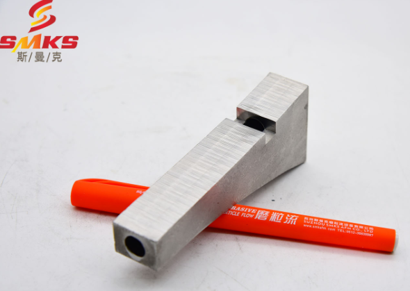 磨粒流<a href='http://jinchengle.cn' target='_blank'><u>內(nèi)孔拋光</u></a>