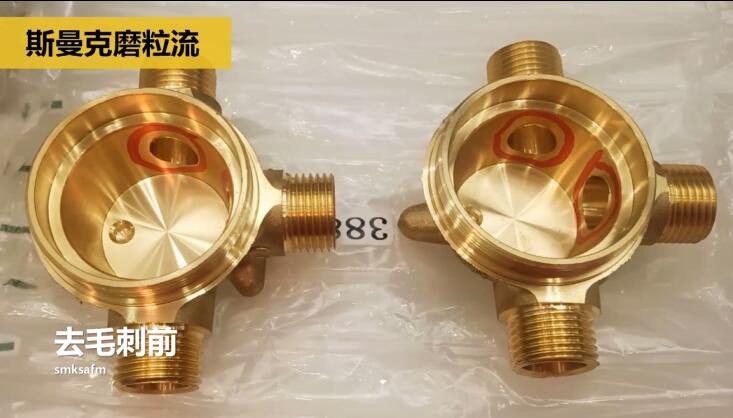 用磨粒流不怕劃傷，銅三通<a href='http://jinchengle.cn' target='_blank'><u>交叉孔去毛刺</u></a>
