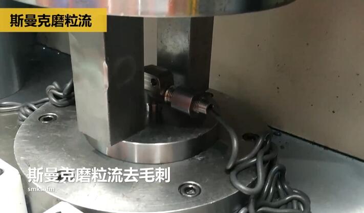 三通閥門<a href='http://jinchengle.cn' target='_blank'><u>交叉孔去毛刺</u></a>